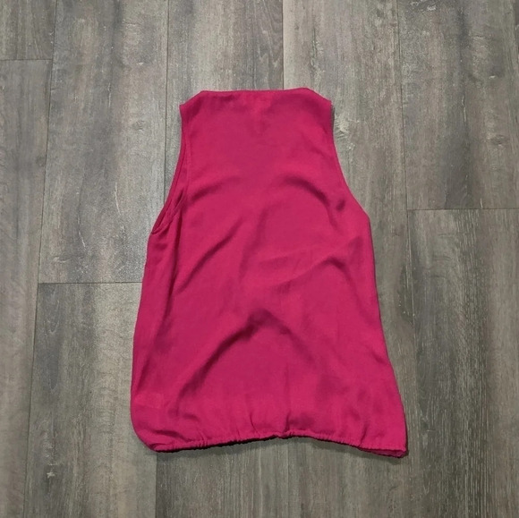 *NWT* Laundry by Shelli Segal Wrap Tank - Picture 3 of 3